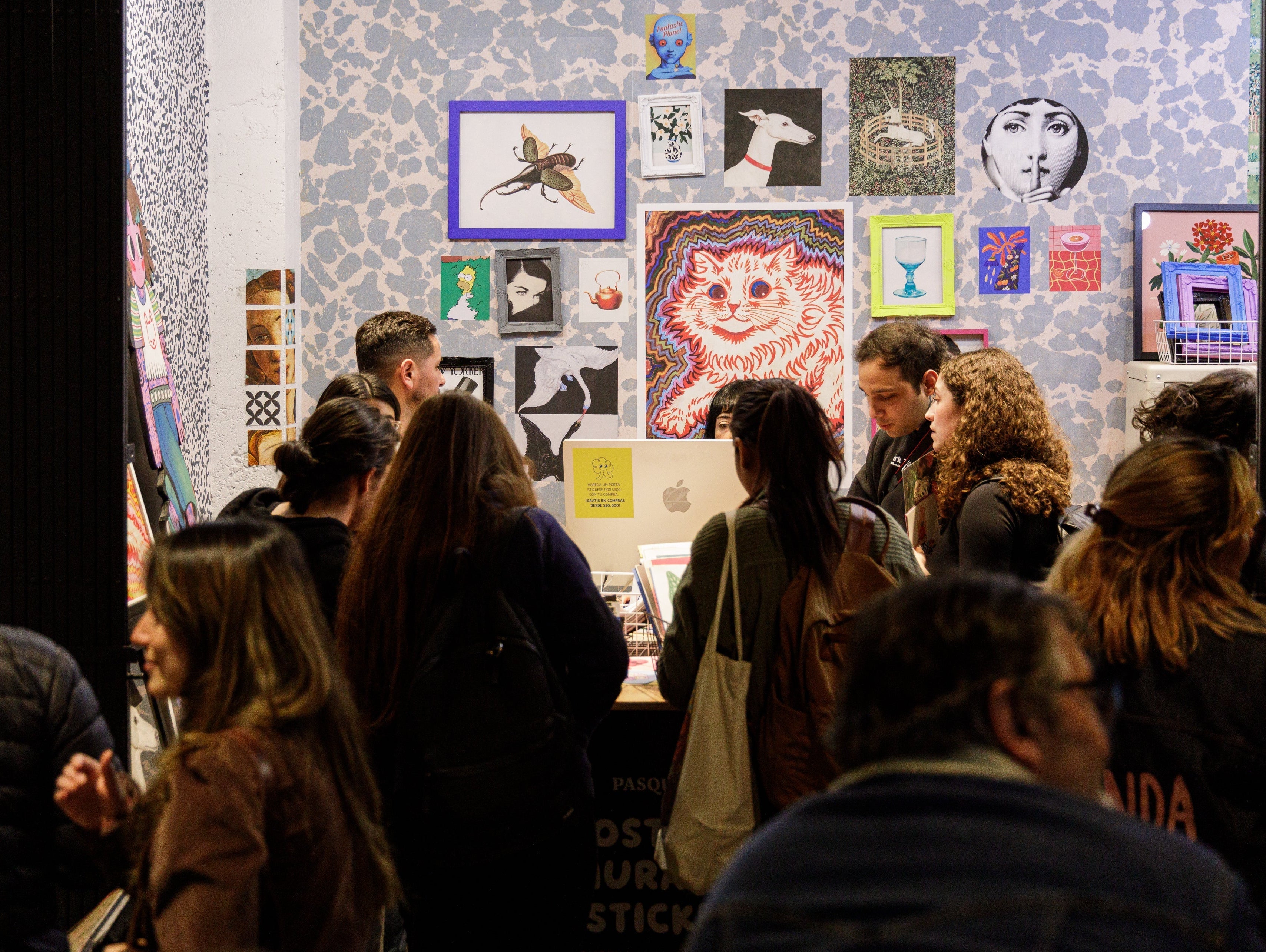 Café, música y pósters: Así se vivió el primer Café Arte Party de Tienda Pasquín