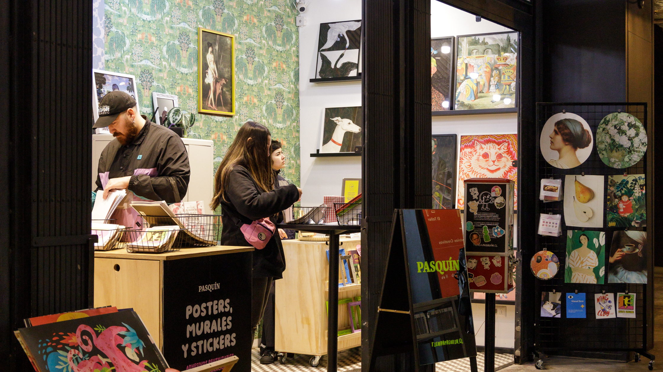 Tienda Pasquín es destacada en diario "La Hora" por su crecimiento y proyección internacional