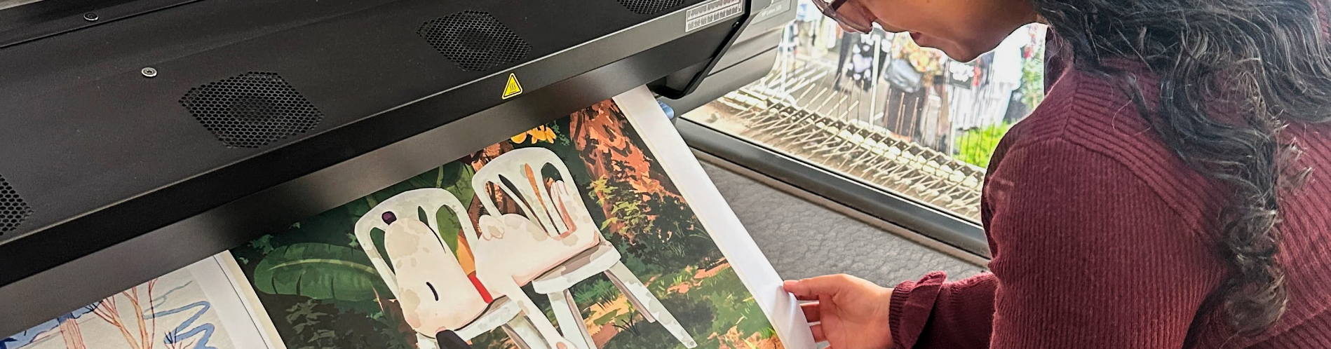 Snoopy, Bad Bunny y una memoria afectiva: la ilustradora detrás de la obra ganadora del Fan Art de Pasquín